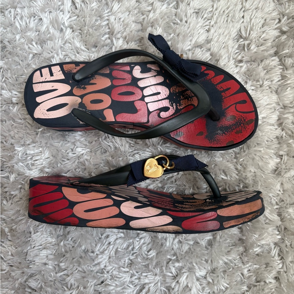 y2k Juicy Couture platform charm flip flops
